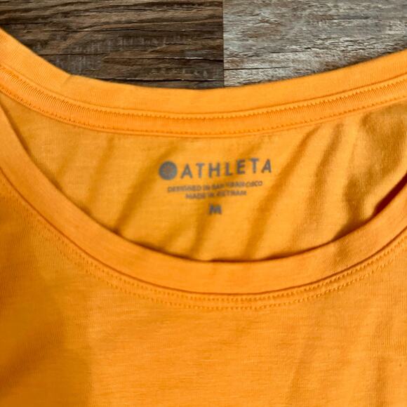 Athleta Encore tank size Medium in orange - Picture 3 of 3